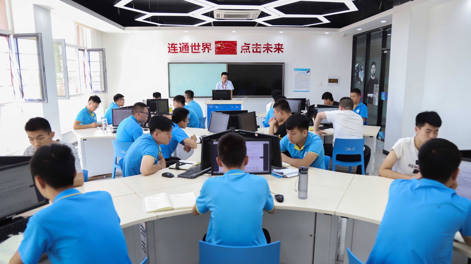 千贝信息科技